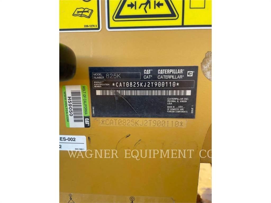 CAT 825K 轮式装载机