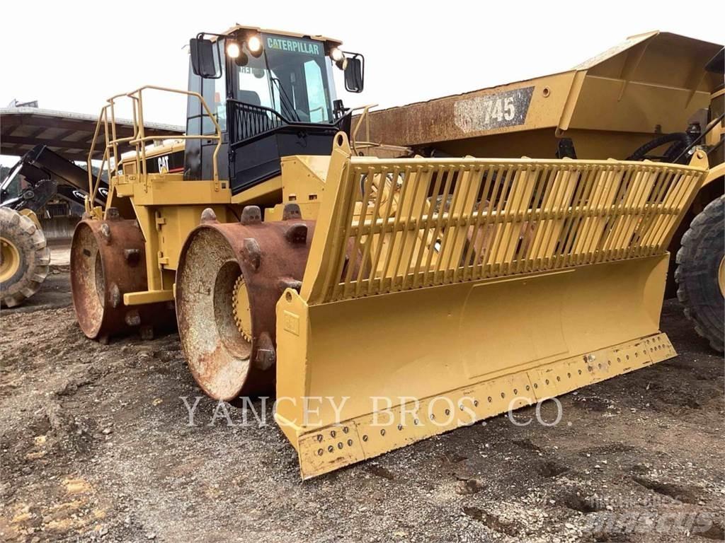 CAT 826H 土壤压实机