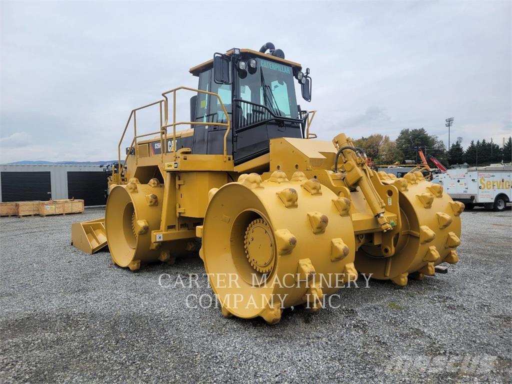 CAT 826H 土壤压实机