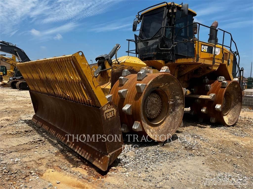 CAT 826K 土壤压实机