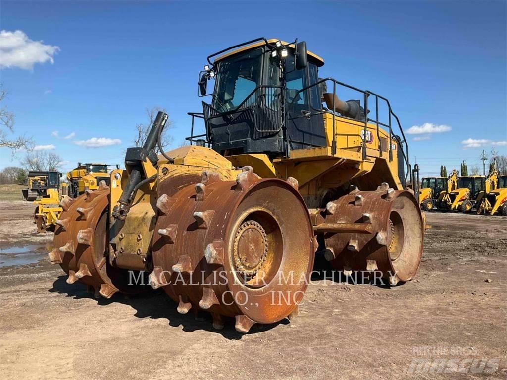 CAT 826K 土壤压实机
