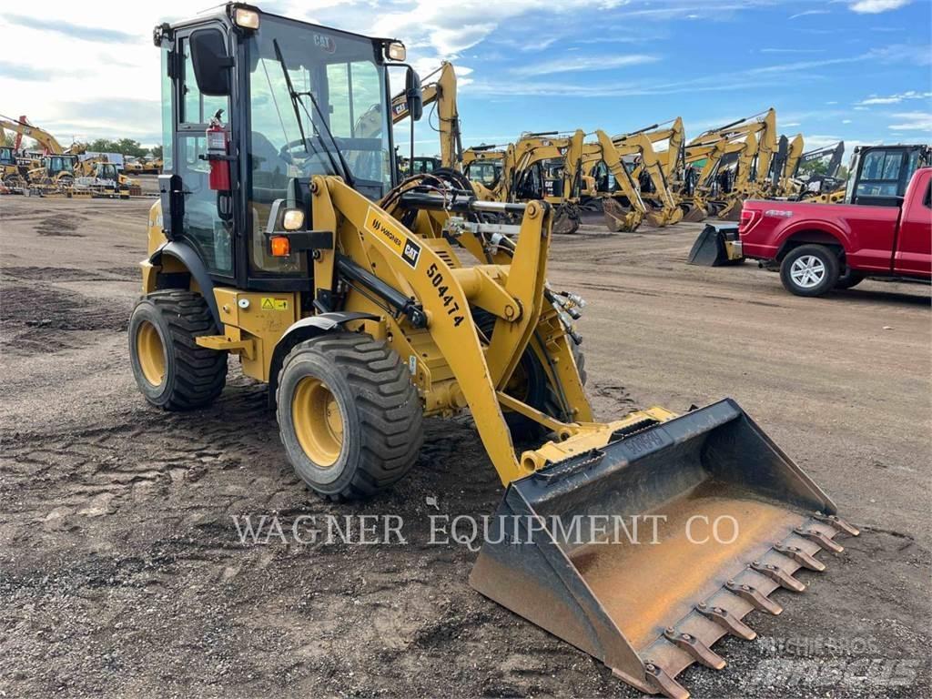 CAT 903D 轮式装载机