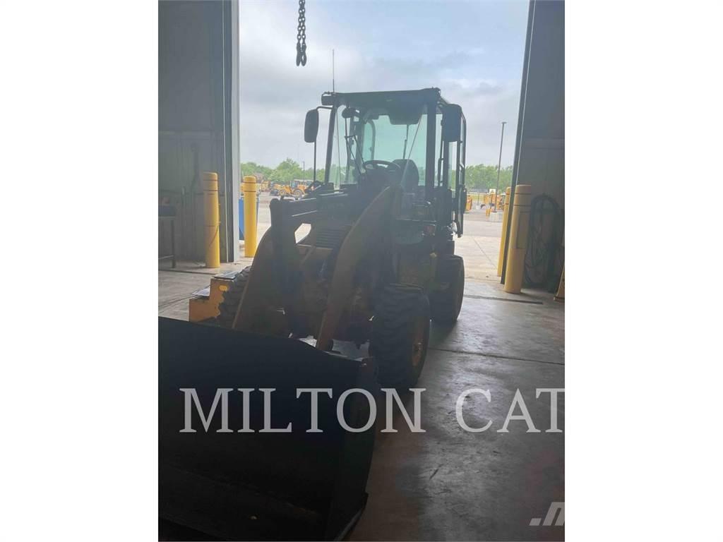 CAT 903D 轮式装载机