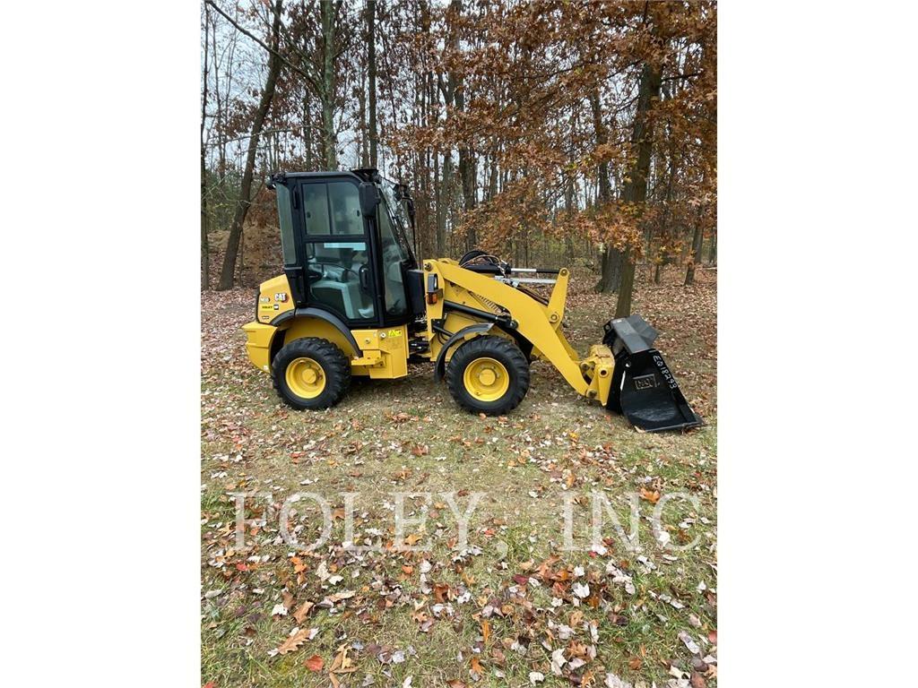 CAT 903D 轮式装载机