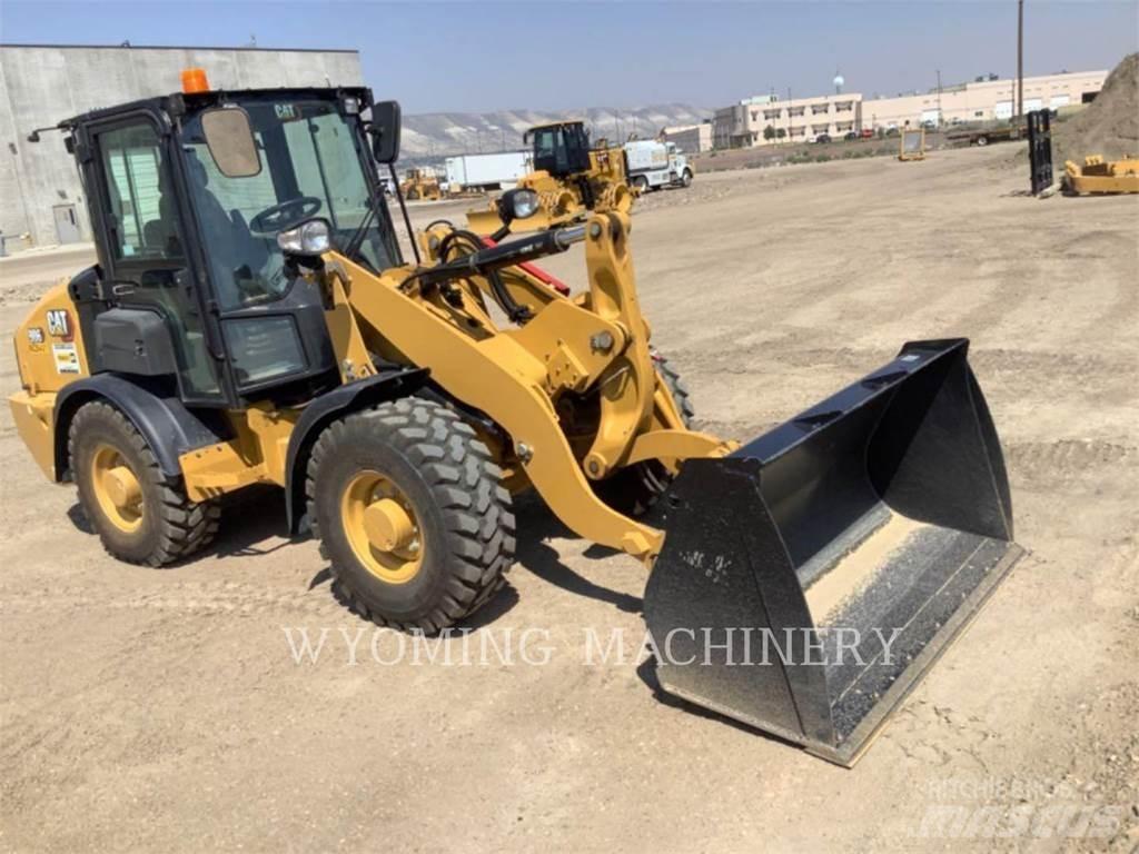 CAT 906 轮式装载机