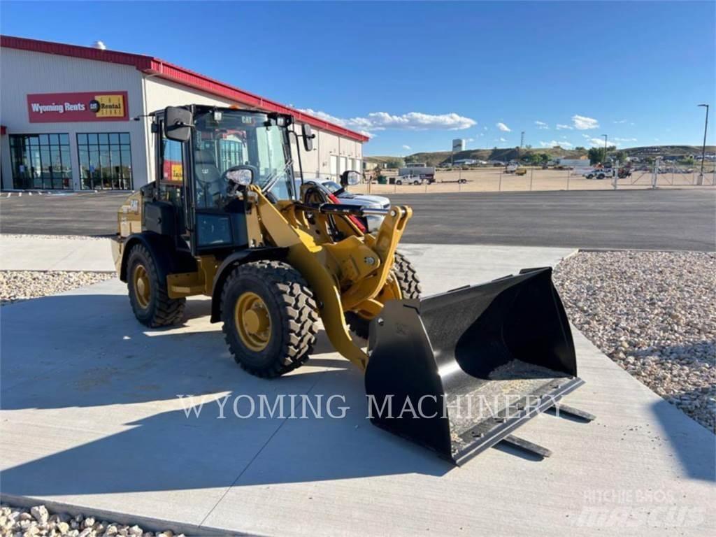 CAT 906 轮式装载机