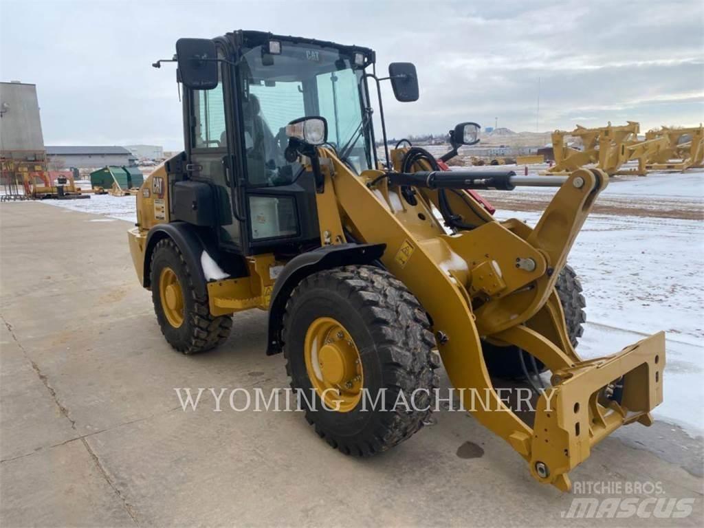 CAT 906 轮式装载机
