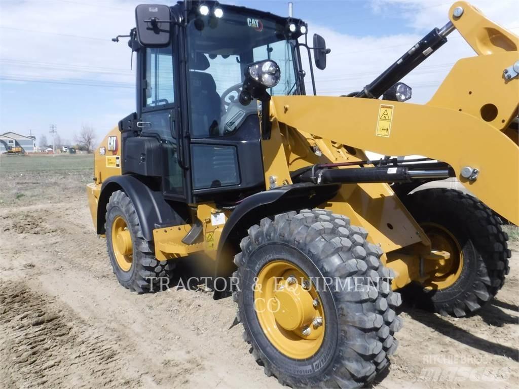 CAT 906 轮式装载机