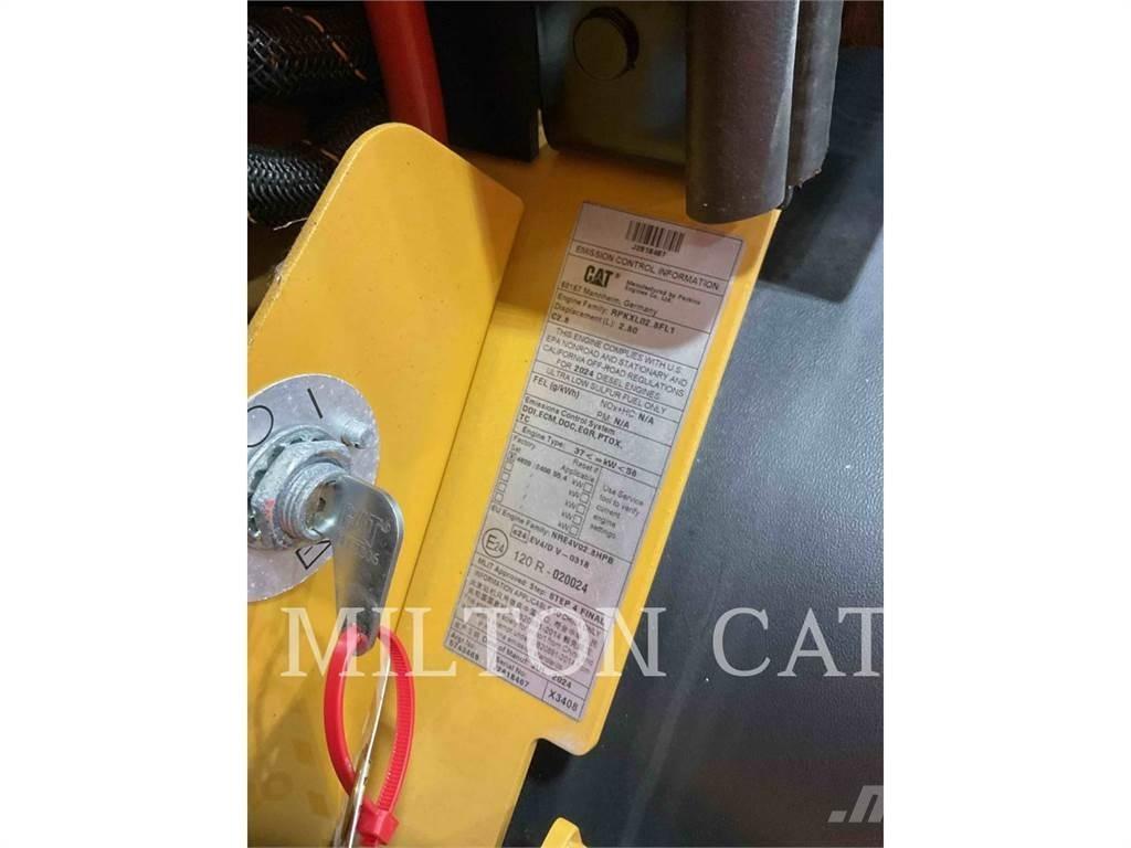 CAT 906 轮式装载机