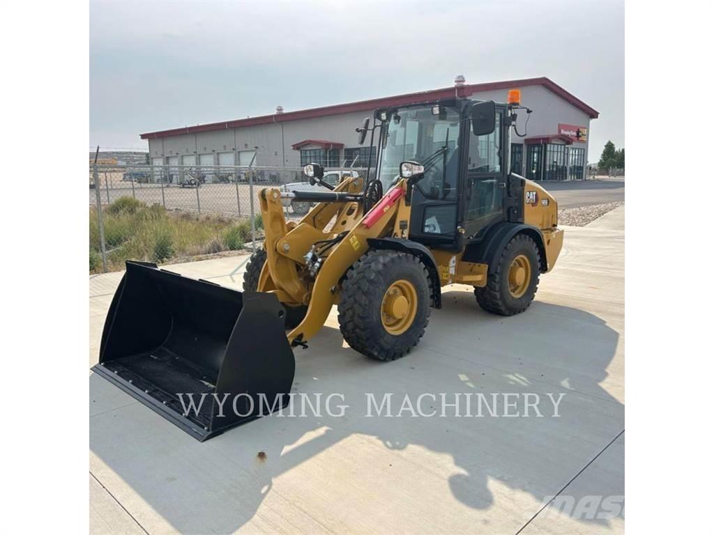 CAT 906 轮式装载机