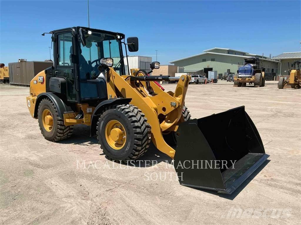 CAT 906 轮式装载机