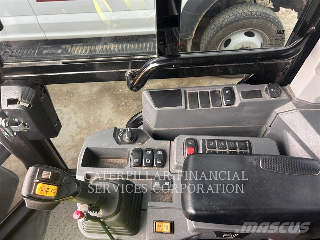 CAT 906-14 轮式装载机