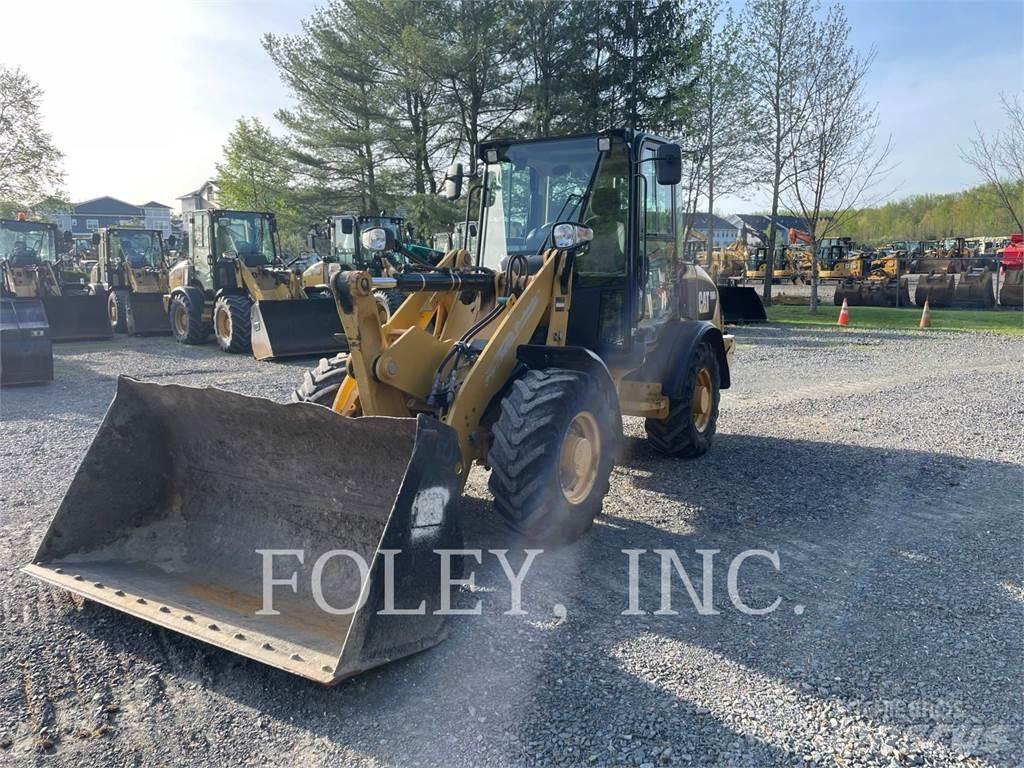 CAT 906H2 轮式装载机