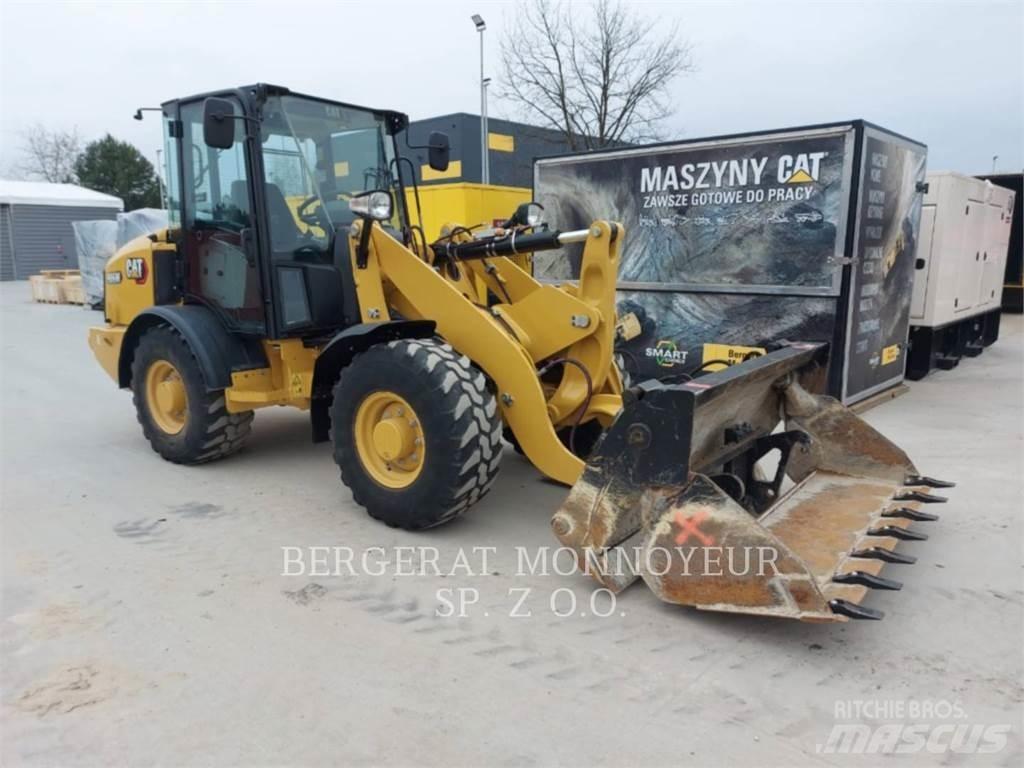CAT 906M 轮式装载机