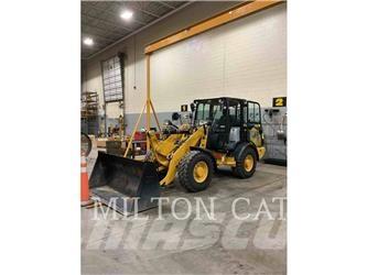 CAT 906M 轮式装载机