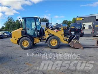CAT 906M 轮式装载机