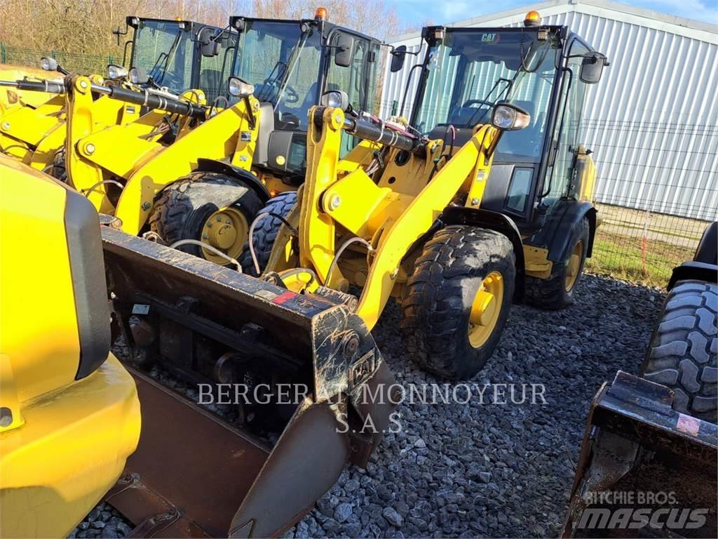 CAT 906M 轮式装载机