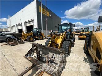 CAT 906M 轮式装载机