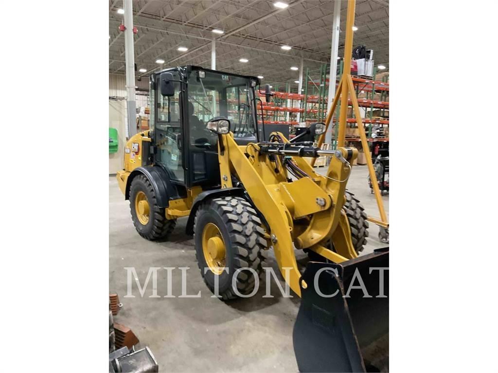 CAT 906M 轮式装载机