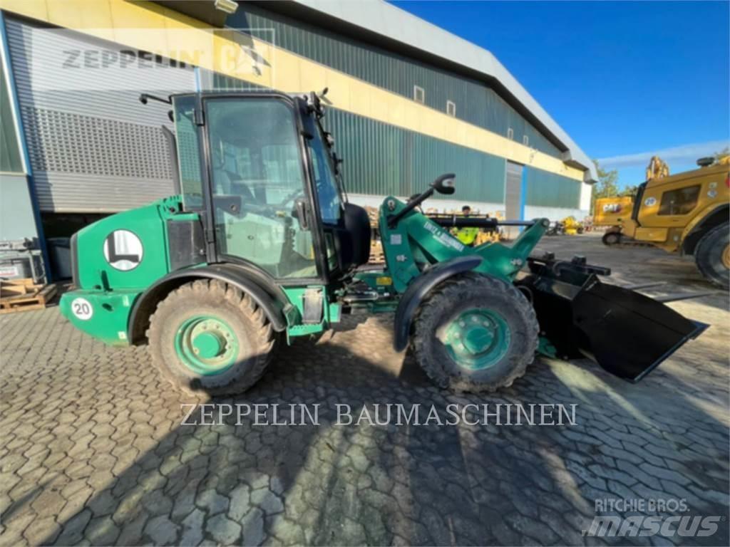 CAT 906M 轮式装载机