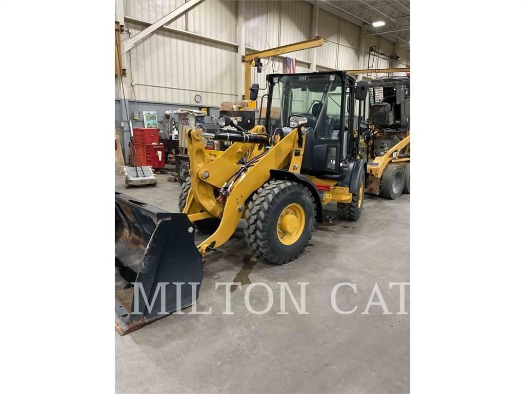 CAT 906M 轮式装载机