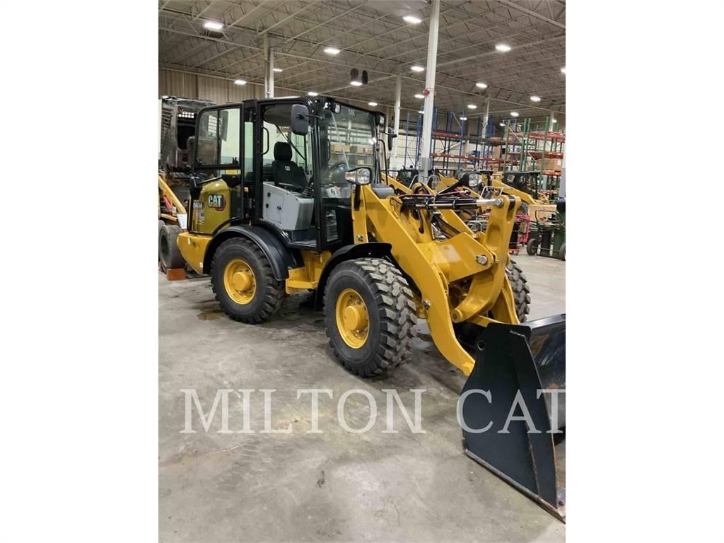 CAT 906M 轮式装载机