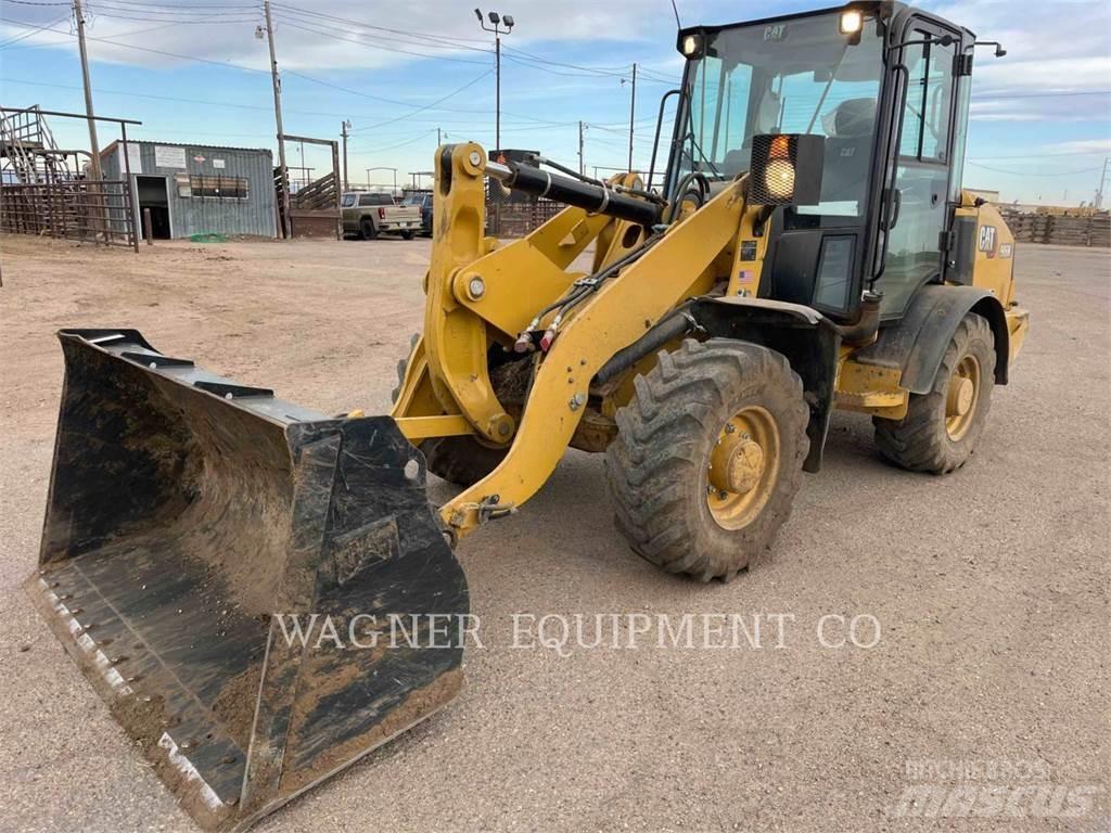 CAT 906M 轮式装载机