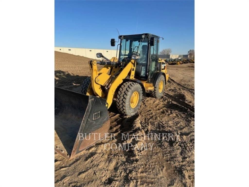 CAT 906M 轮式装载机