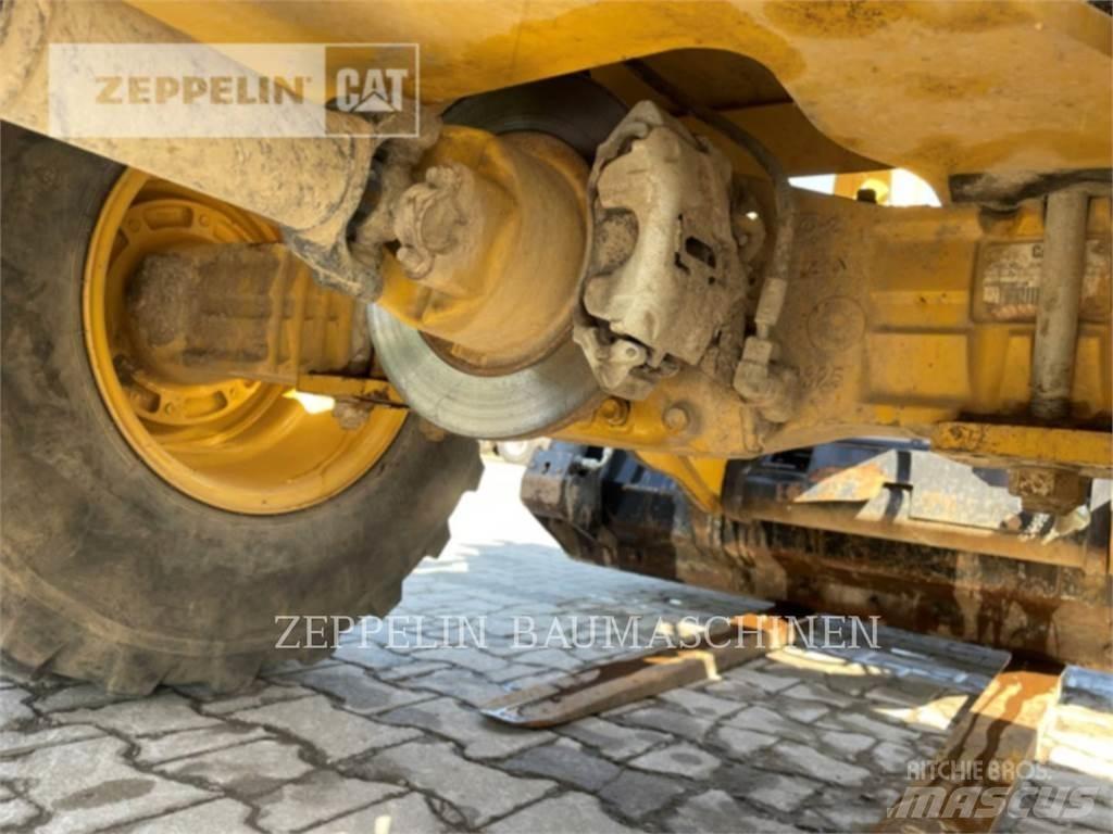 CAT 906M 轮式装载机