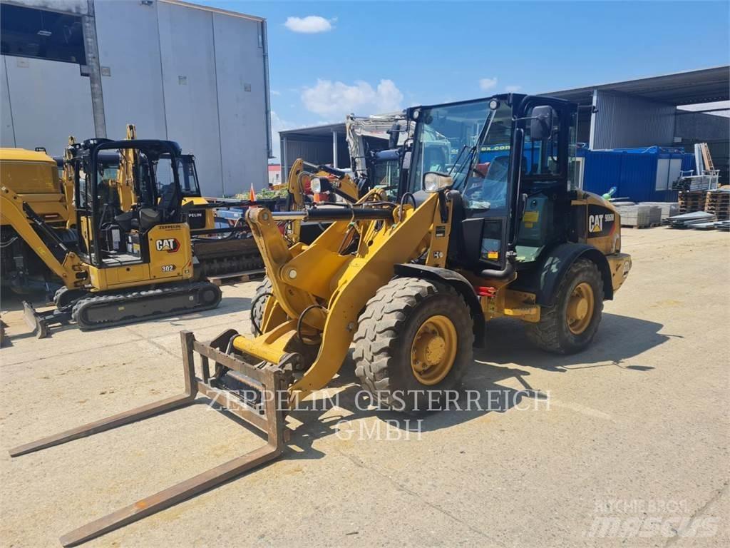 CAT 906M 轮式装载机