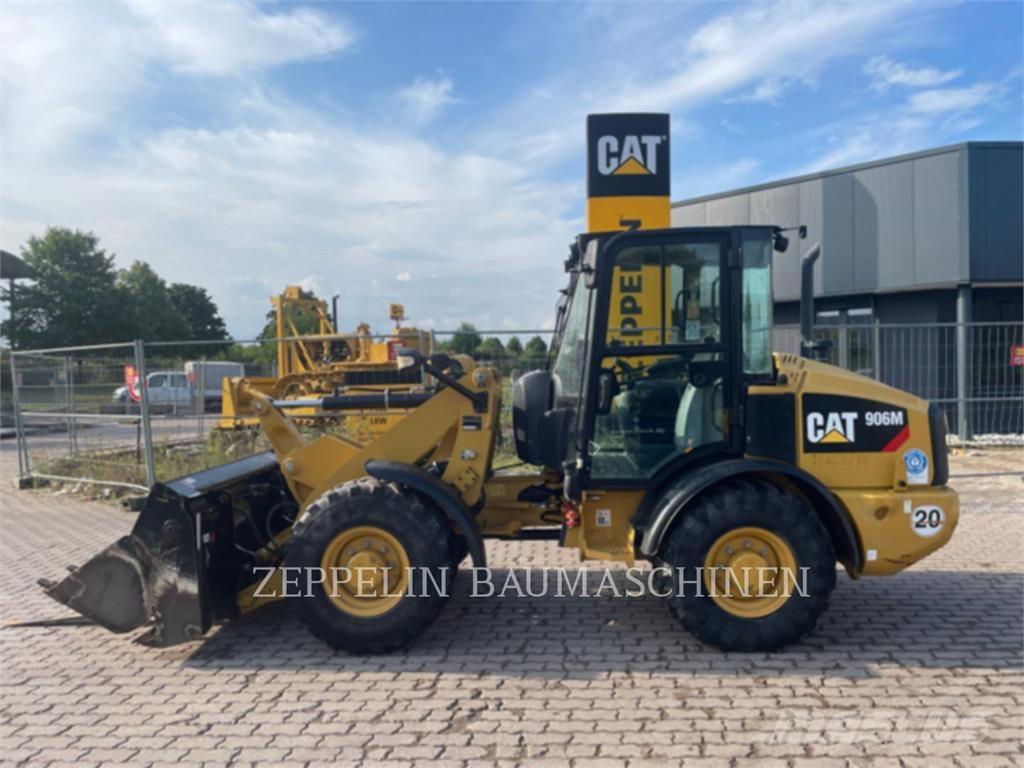 CAT 906M 轮式装载机