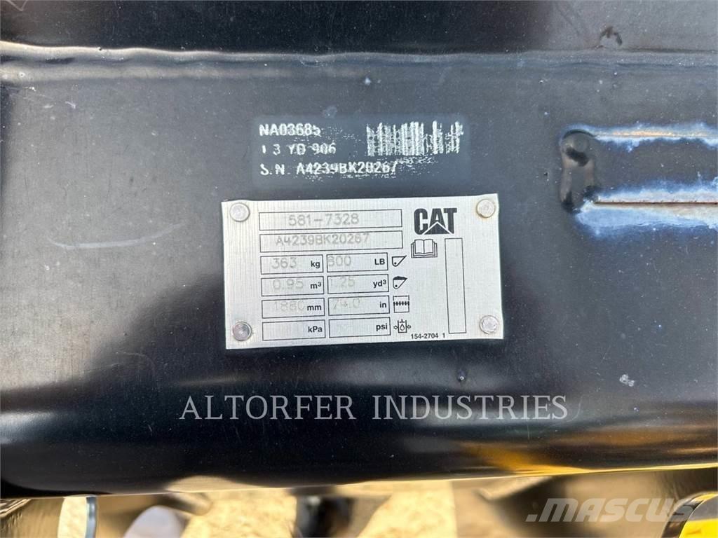 CAT 907-14 轮式装载机
