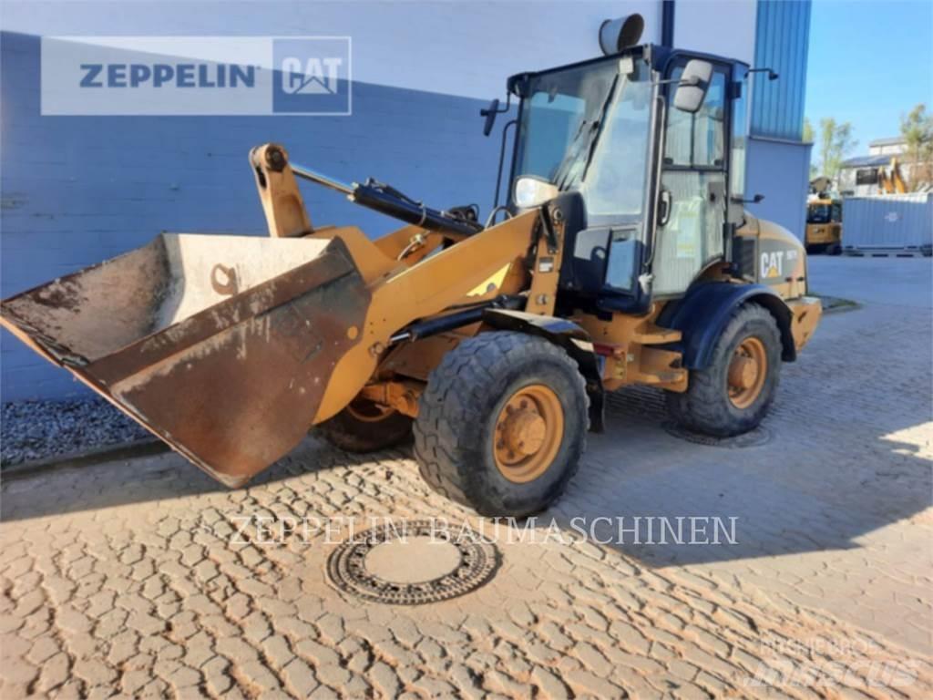 CAT 907H 轮式装载机