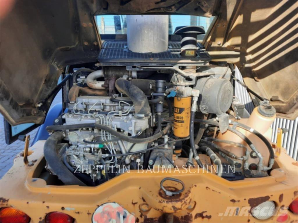CAT 907H 轮式装载机