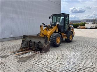 CAT 907M 轮式装载机