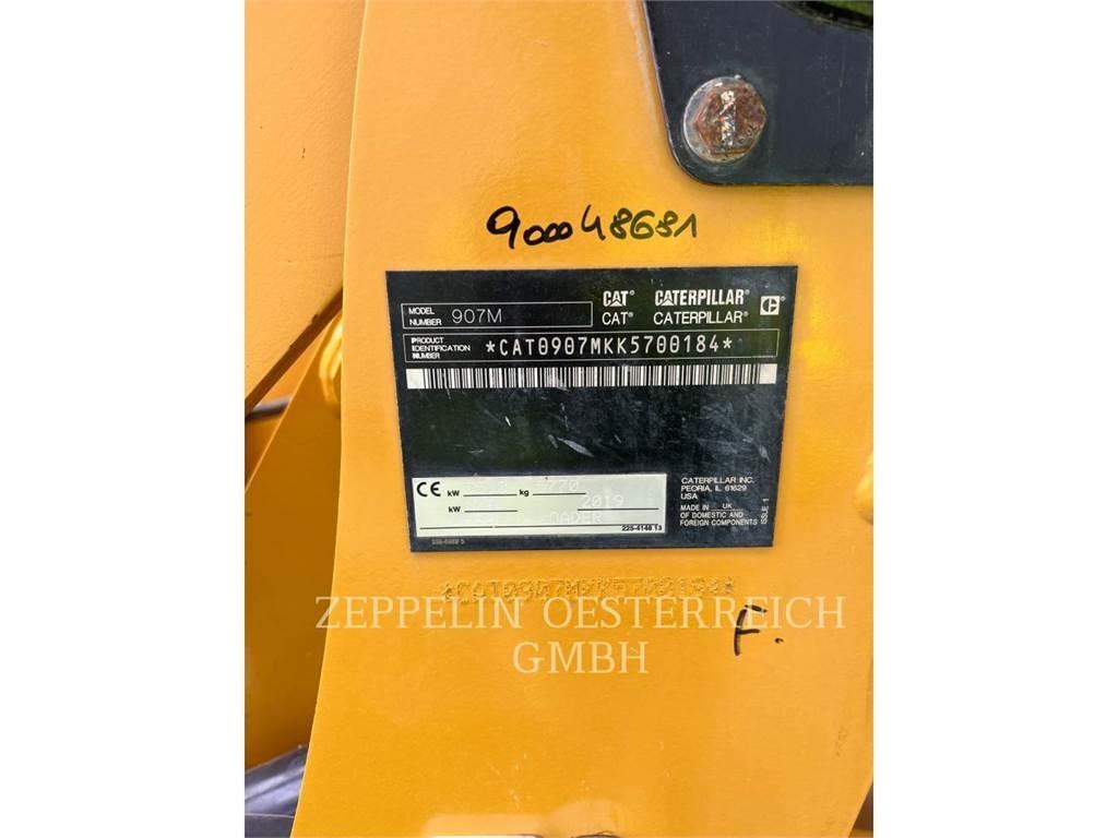 CAT 907M 轮式装载机