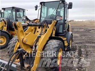 CAT 907M 轮式装载机