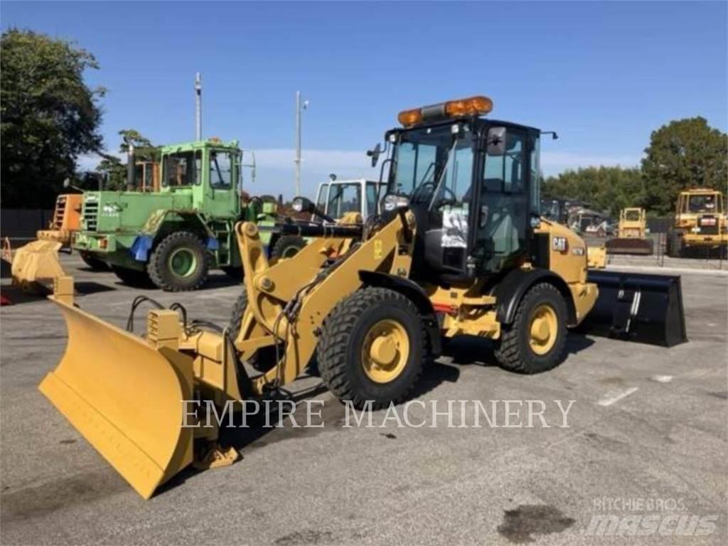 CAT 907M 轮式装载机