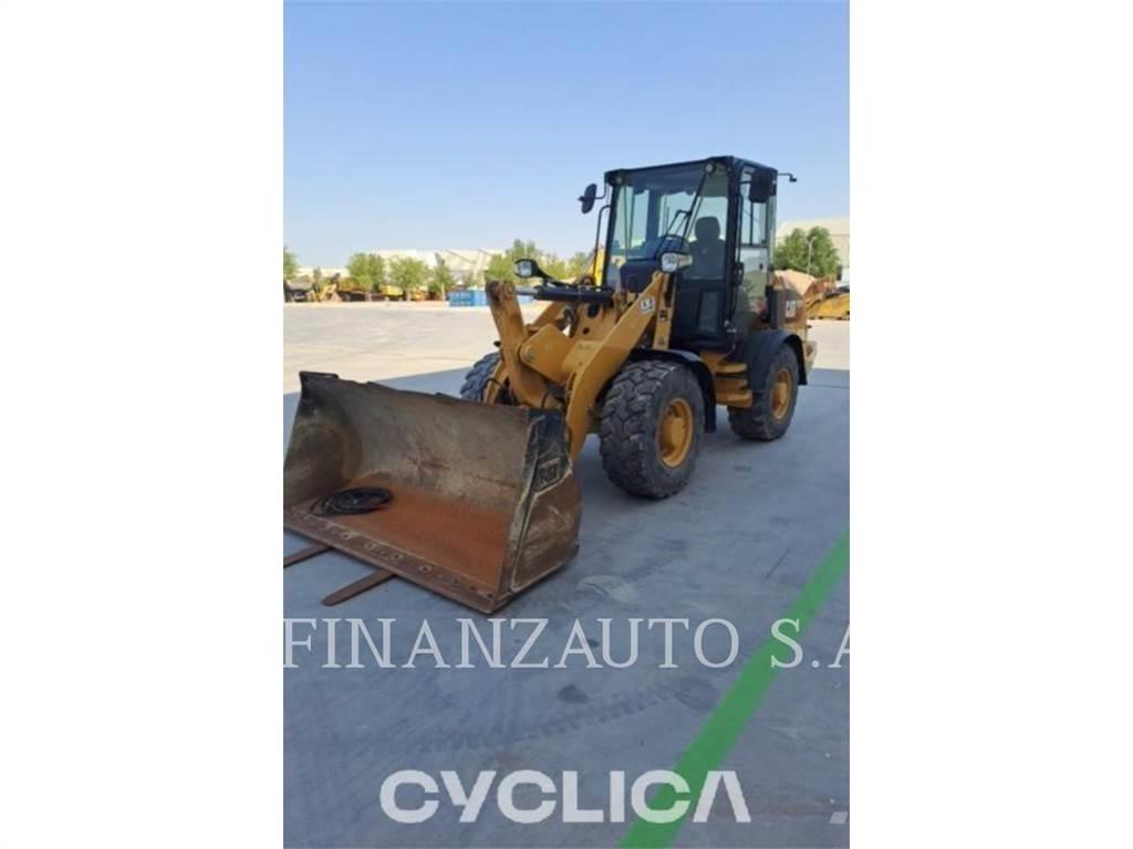 CAT 907M 轮式装载机