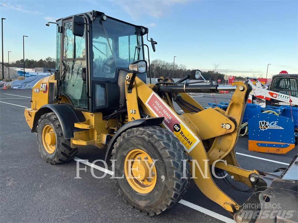 CAT 907M 轮式装载机