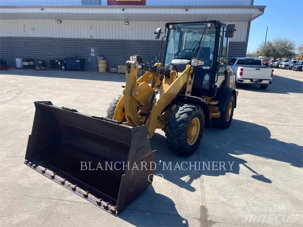 CAT 907M 轮式装载机