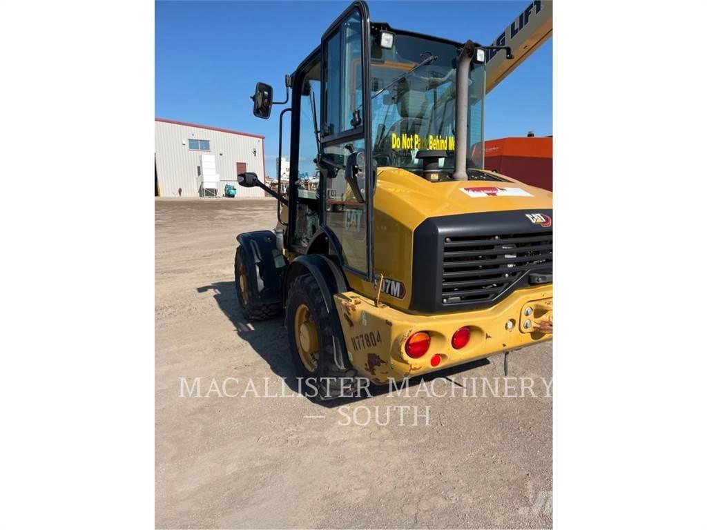 CAT 907M 轮式装载机