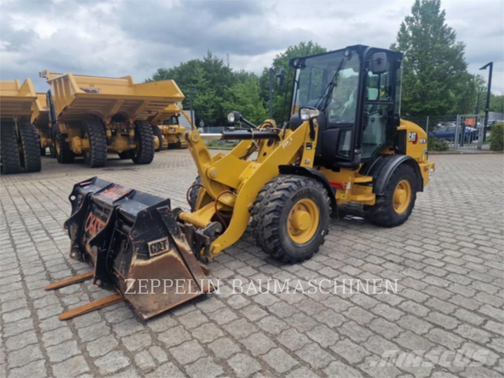 CAT 907M 轮式装载机