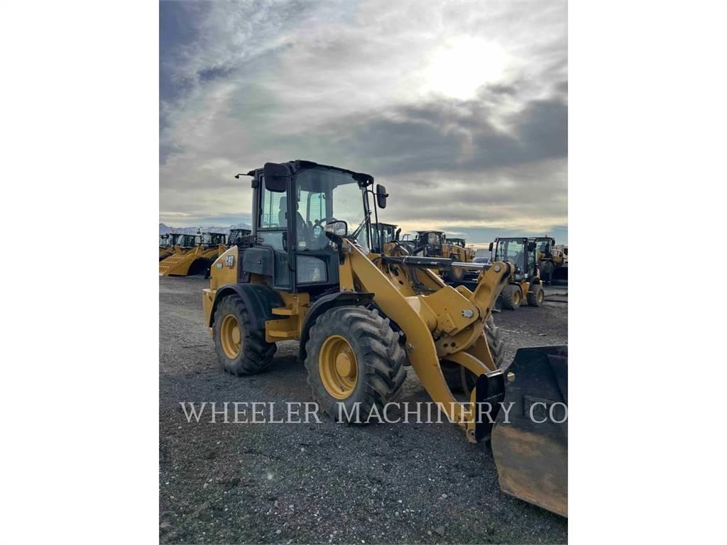 CAT 908 轮式装载机