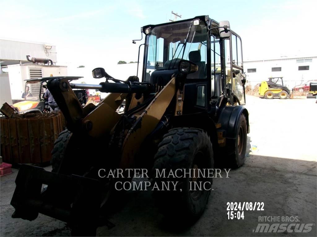 CAT 908H2 轮式装载机