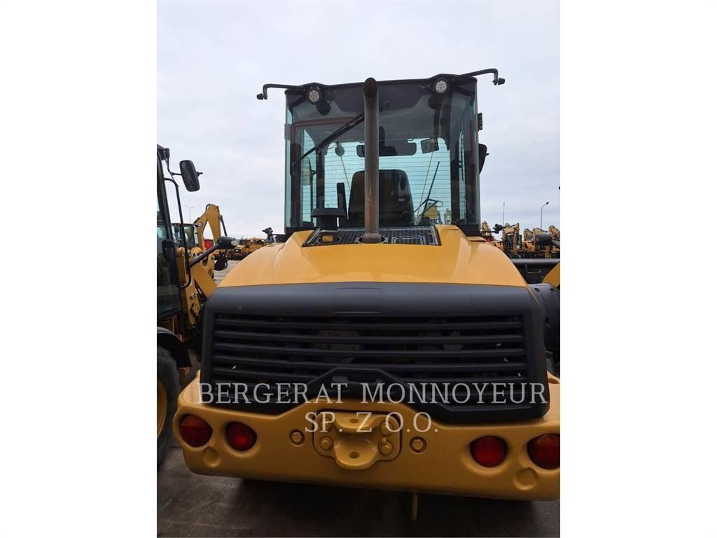 CAT 908M 轮式装载机