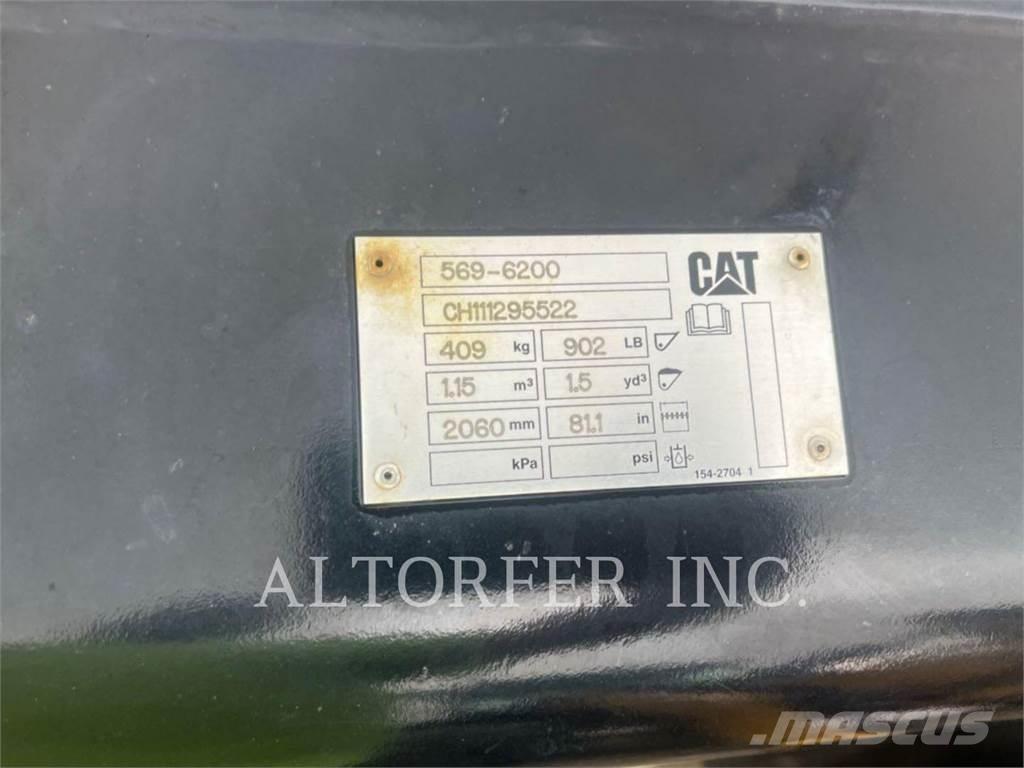 CAT 908M 小型装载机