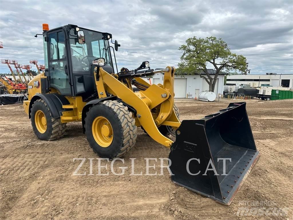 CAT 908M 轮式装载机