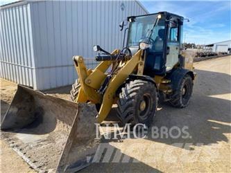 CAT 908M 轮式装载机