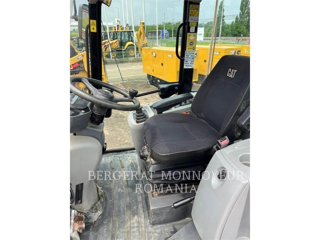 CAT 908M 轮式装载机